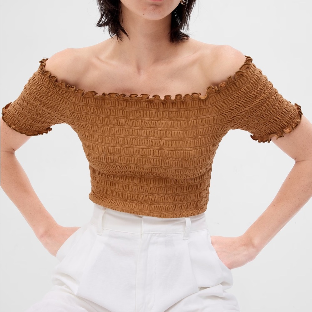NWT Gap Brown Turmeric Smocked Off-Shoulder Blouse 🐿️